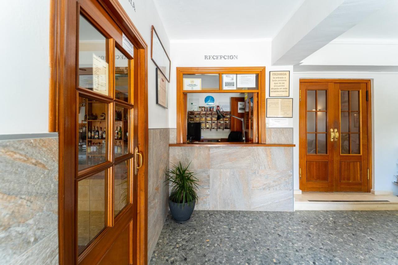 Hostal Miramar Los Canos De Meca Εξωτερικό φωτογραφία