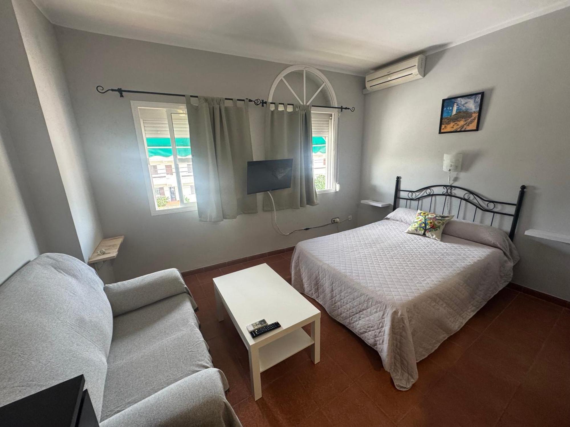 Hostal Miramar Los Canos De Meca Εξωτερικό φωτογραφία