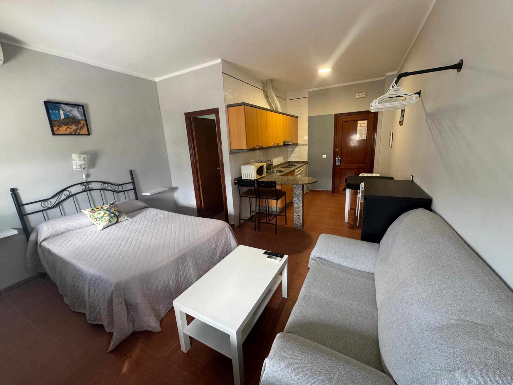Hostal Miramar Los Canos De Meca Εξωτερικό φωτογραφία