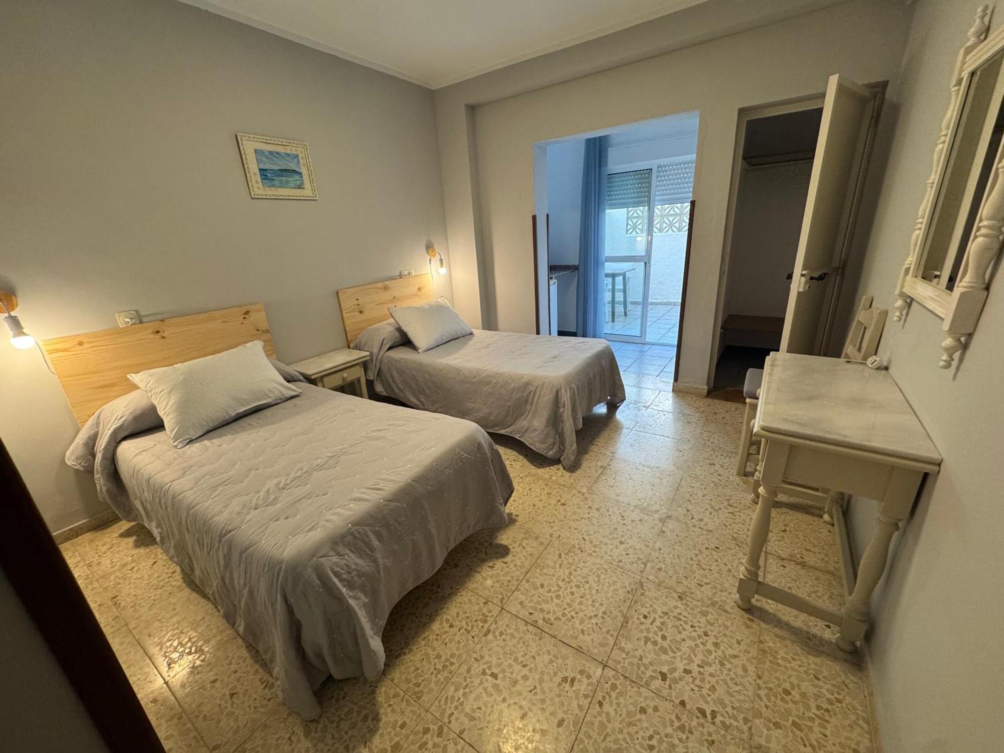 Hostal Miramar Los Canos De Meca Εξωτερικό φωτογραφία