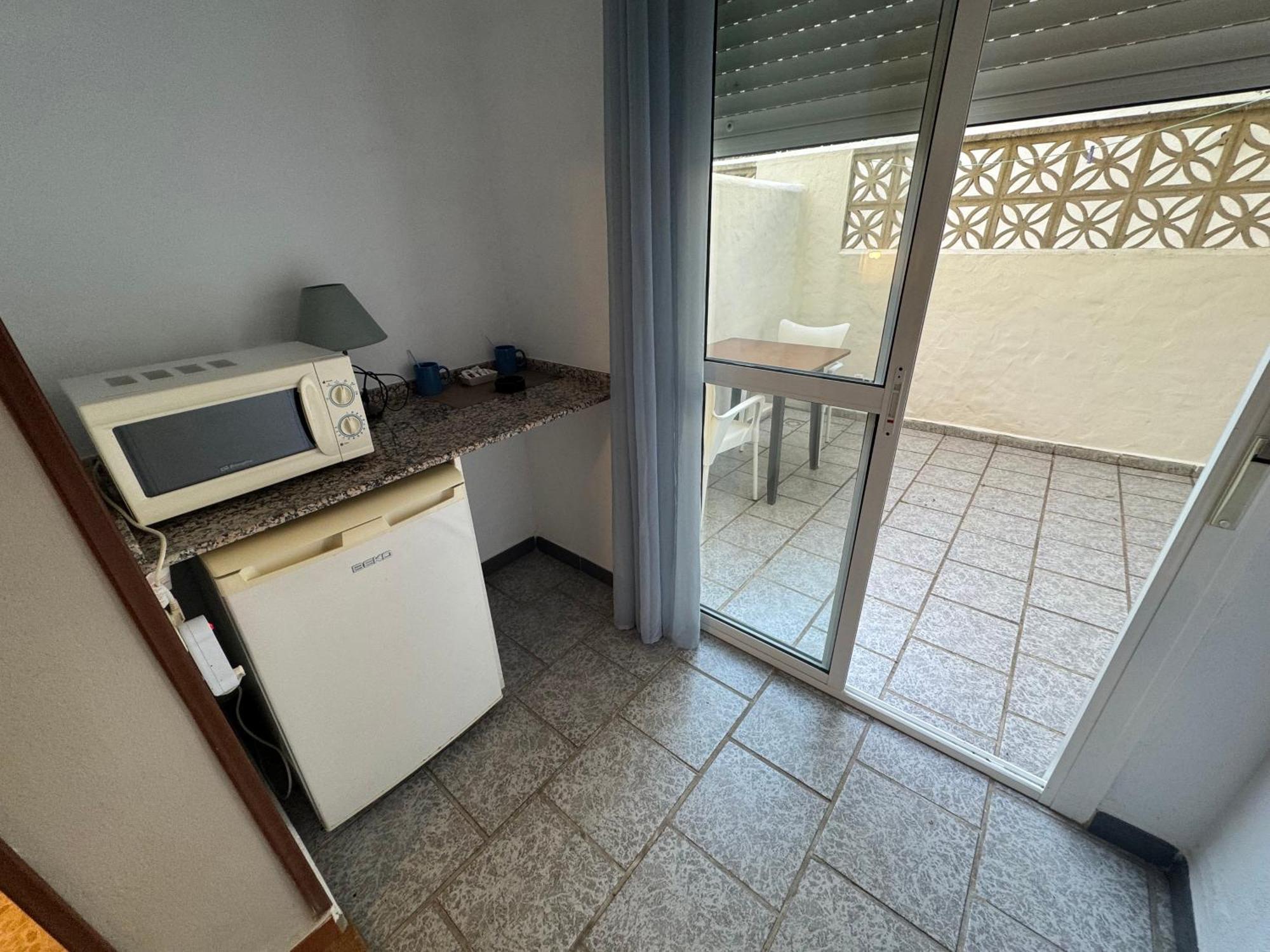 Hostal Miramar Los Canos De Meca Εξωτερικό φωτογραφία